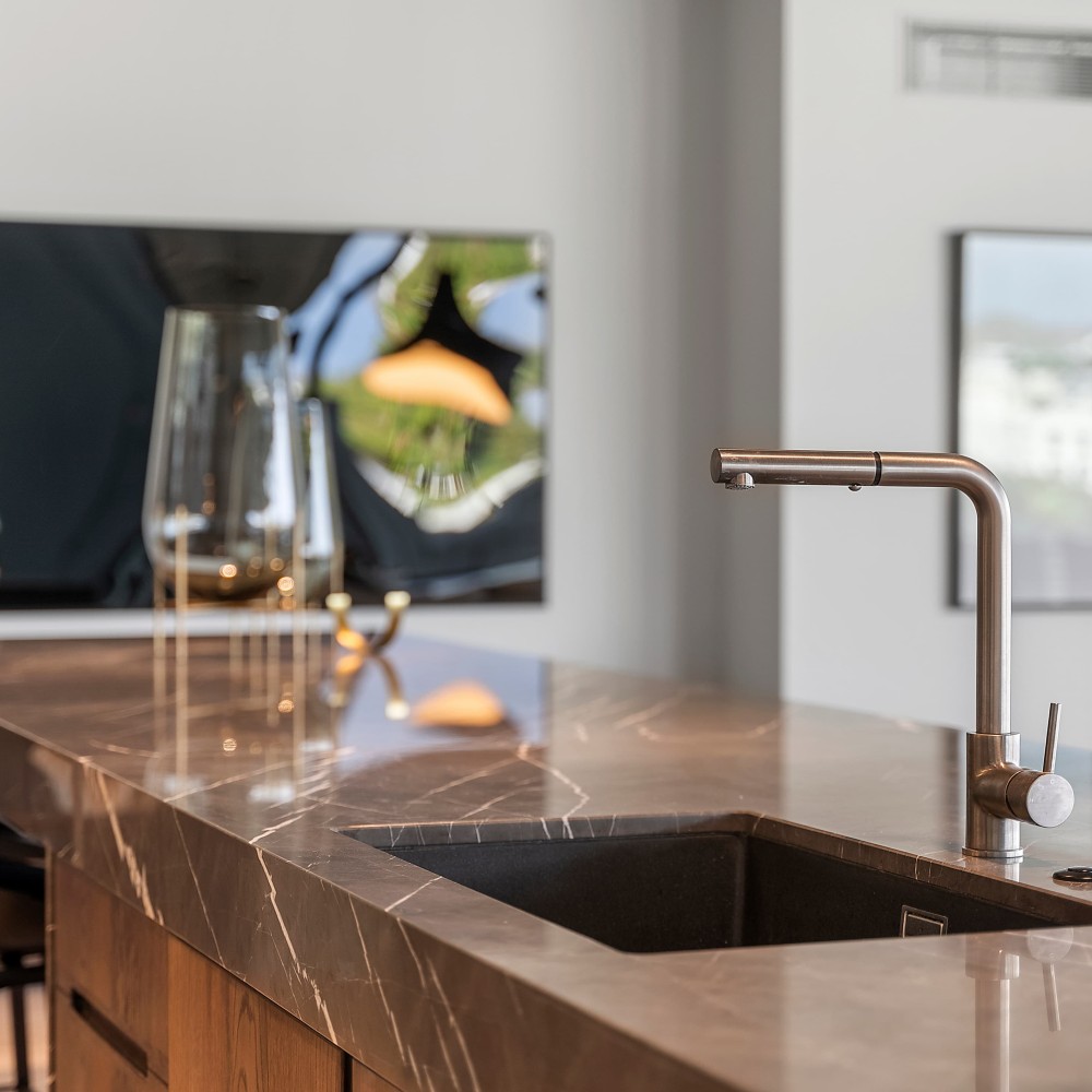 Resized Kitchen island close up Mitred edge